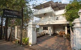 Hotel Signature Crest Near St Joseph'S Catholic Church, Panchgani